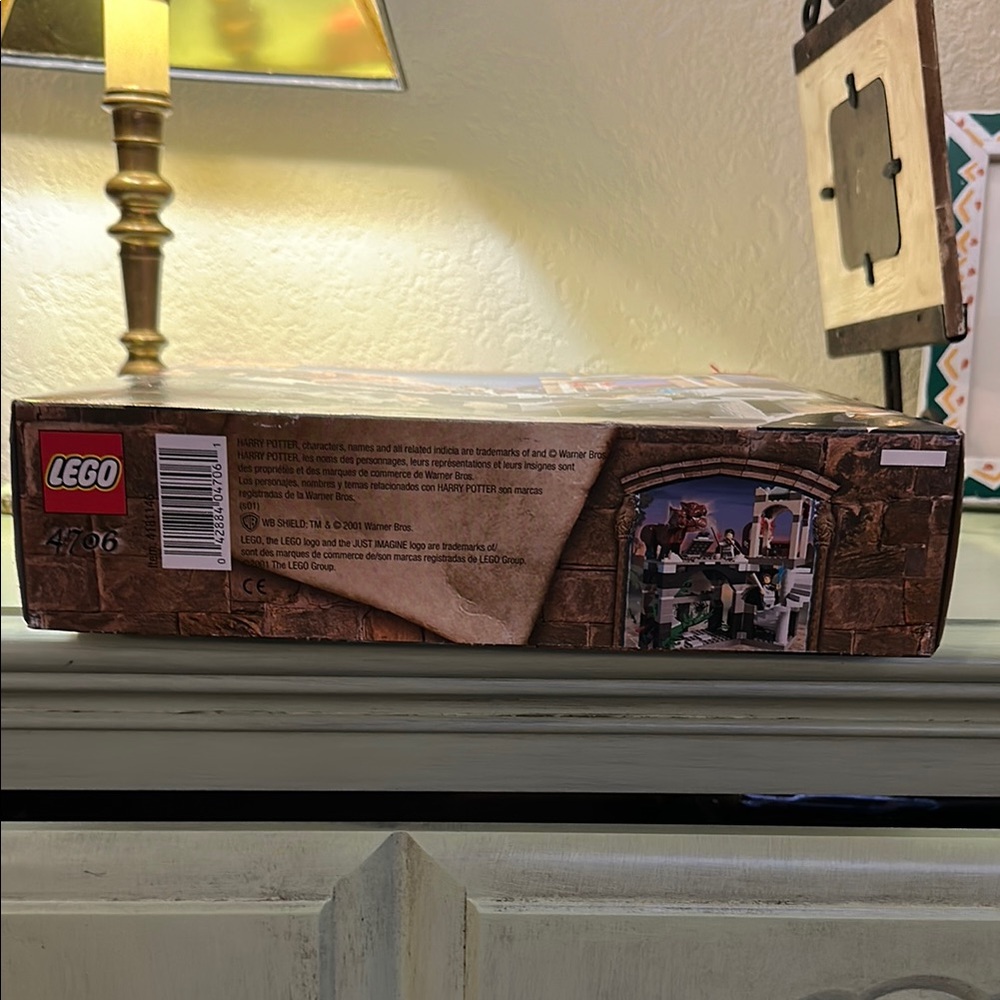 LEGO Harry Potter Forbidden Corridor Set RARE - Picture 3 of 9